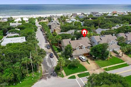 1973 Seminole Rd Atlantic Beach, FL 32233