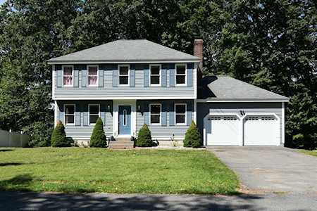 25 John F Kennedy Ave Clinton, MA 01510