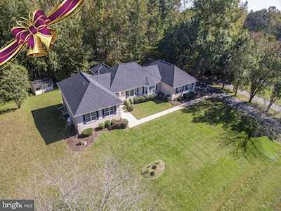 3081 Mayberry Ave Huntingtown, MD 20639
