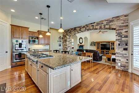 340 E Desert Rose Dr Henderson, NV 89015