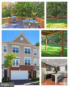 802 Savile Row Terrace Purcellville, VA 20132