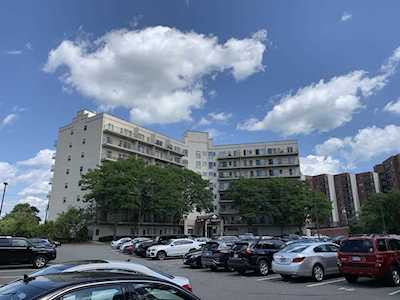 133 Commander Shea Blvd #318 Quincy, MA 02171