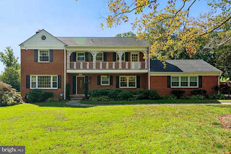 4601 Tarpon Ln Alexandria, VA 22309