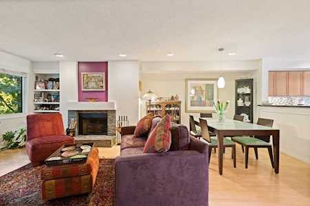 1175 Chestnut St #22 Newton, MA 02464