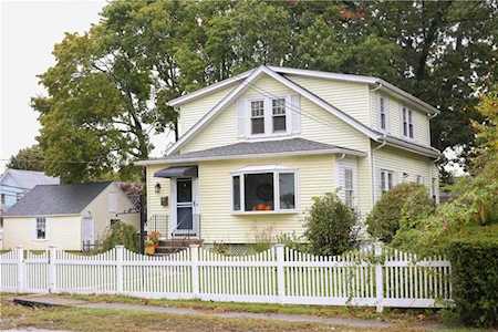 130 Norwood Ave Warwick, RI 02888