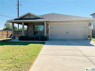 1431 Fawn Lily Dr Temple, TX 76502
