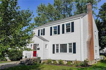 22 Ballard Drive West Hartford, CT 06119