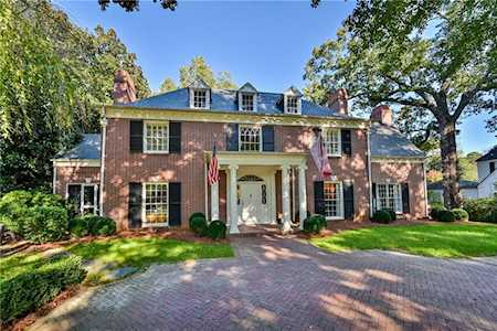 3160 Arden Rd NW Atlanta, GA 30305