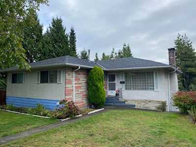 8234 11th Avenue Burnaby, BC V3N 2P2