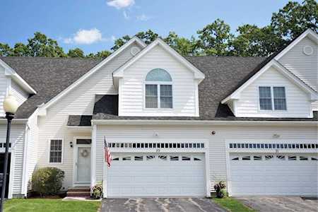 89 Sajda Dr #89 Shrewsbury, MA 01545