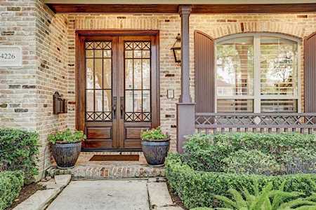 4226 Byron St West University Place, TX 77005