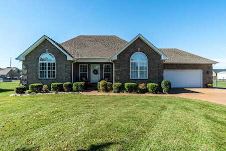 116 Irish Oaks Dr Portland, TN 37148