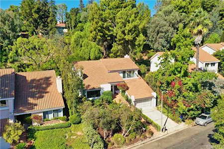 2931 Tiffany Circle Los Angeles, CA 90077