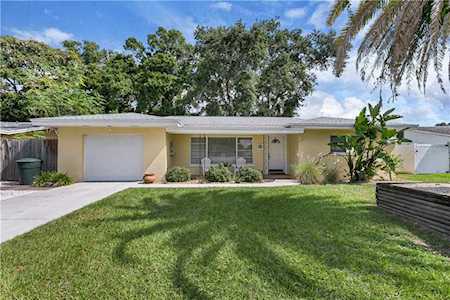 1509 Lakeside Dr Dunedin, FL 34698
