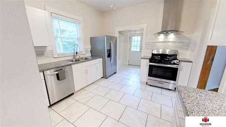 418 S 30th St Lincoln, NE 68510