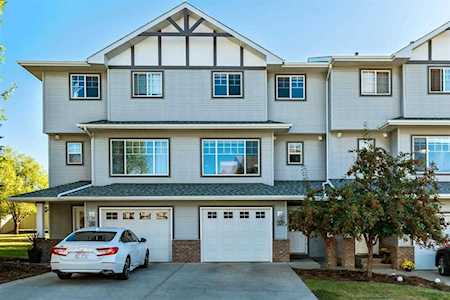 64 Crystal Shores Cove Okotoks, AB T1S 2B4