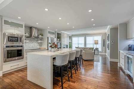 119 Victoria Cross Blvd SW Calgary, AB T3E 7L5