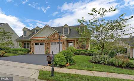48 Woodhaven Dr Gettysburg, PA 17325
