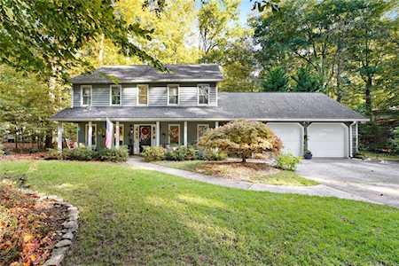 160 Sweetwood Way Roswell, GA 30076