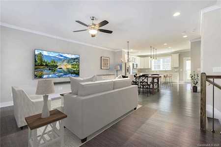 1910 Seegars Place Charlotte, NC 28204