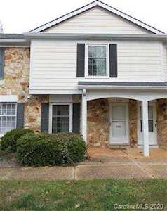 7122 Quail Meadow Ln Charlotte, NC 28210