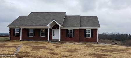 101 Silver Lake Ct Coxs Creek, KY 40013