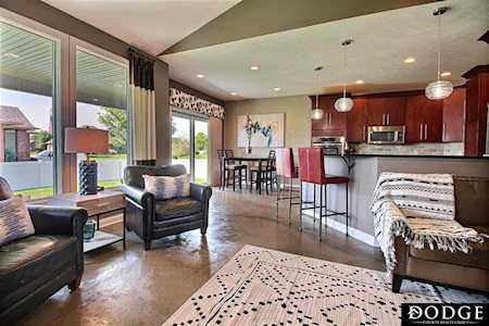 3243 Cherrywood Dr Fremont, NE 68025