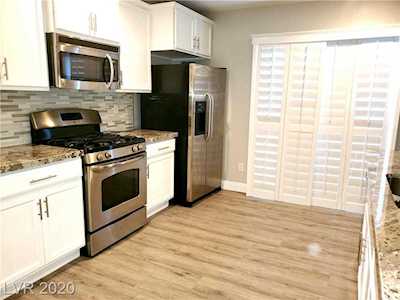 7885 Clearweed Ct Las Vegas, NV 89149
