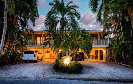 1011-1019 Point of Rocks Rd Sarasota, FL 34242