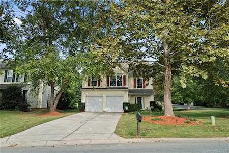 9610 Chastain Walk Dr Charlotte, NC 28216