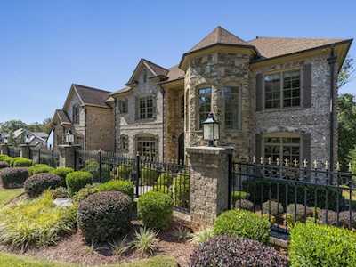 9740 Almaviva Dr Johns Creek, GA 30022