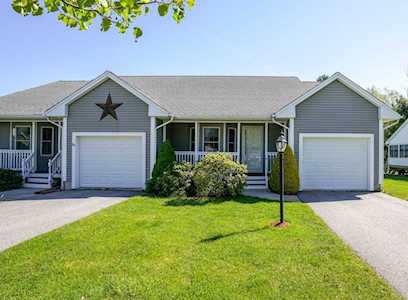 8 Concord Ct #B Webster, MA 01570