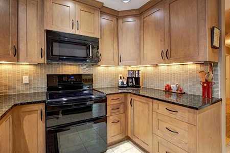 332 Ranchridge Bay NW Calgary, AB T3G 1