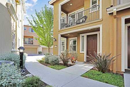 252 Montalcino Cir San Jose, CA 95111