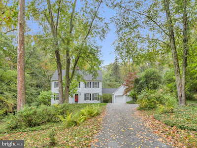 5 Little Brook Dr Greenville, DE 19807
