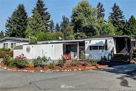 7301 NE 175th St #133 Kenmore, WA 98028