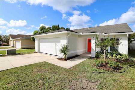 610 Crystals Blvd Winter Haven, FL 33884