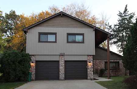 105 Ridge Dr Shorewood, IL 60404