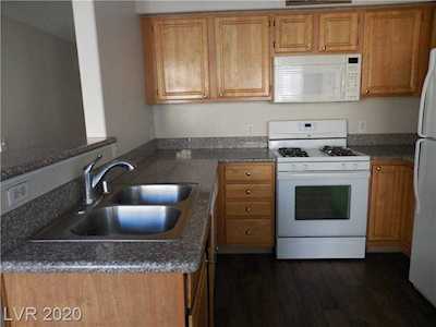 5710 E Tropicana Ave #2113 Las Vegas, NV 89122