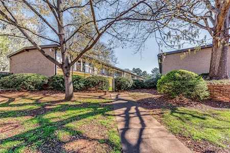 897 N Highland Ave NE #A13 Atlanta, GA 30306