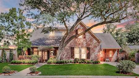 462 Faust Ln Houston, TX 77024