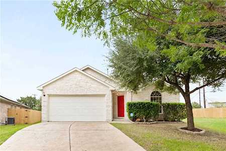 2420 Rachel CT Round Rock, TX 78664