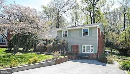 413 Candlewood Rd Broomall, PA 19008