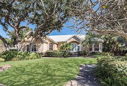 3305 Sabal Cove CIRCLE Longboat Key, FL 34228