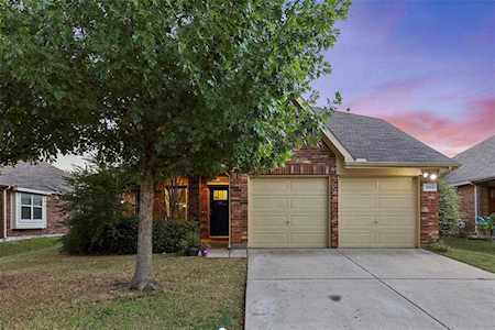 4964 Ambrosia Drive Fort Worth, TX 76244