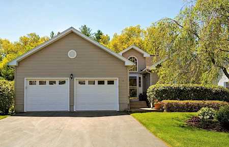 5 Elizabeth Dr #5 Northborough, MA 01532