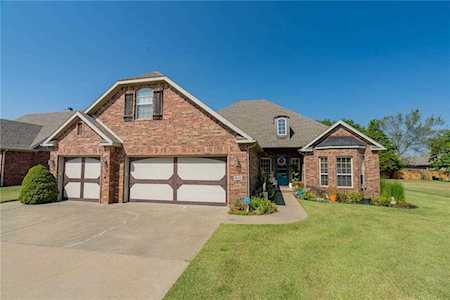 1846 River Meadows Dr Fayetteville, AR 72701