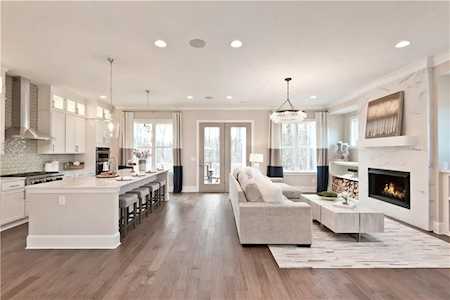 7020 River Rapids Dr Roswell, GA 30076