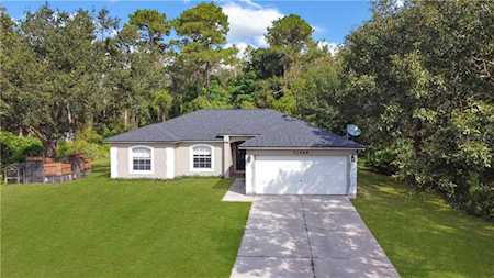 21469 Jingle Rd Christmas, FL 32709