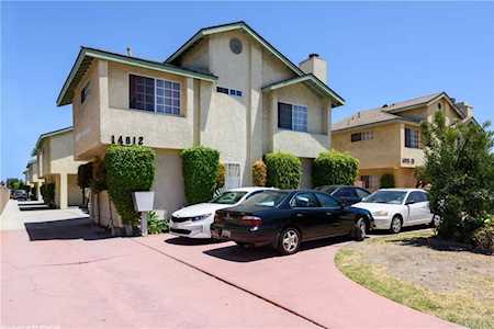 14612 Yukon Avenue #4 Hawthorne, CA 90250
